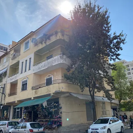 Lovely 2-bedroom With Greenery View Apartment