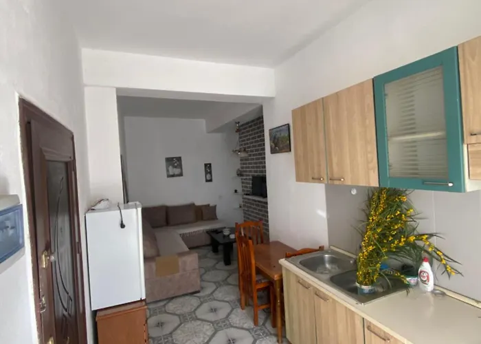 Lovely 2-bedroom With Greenery View *